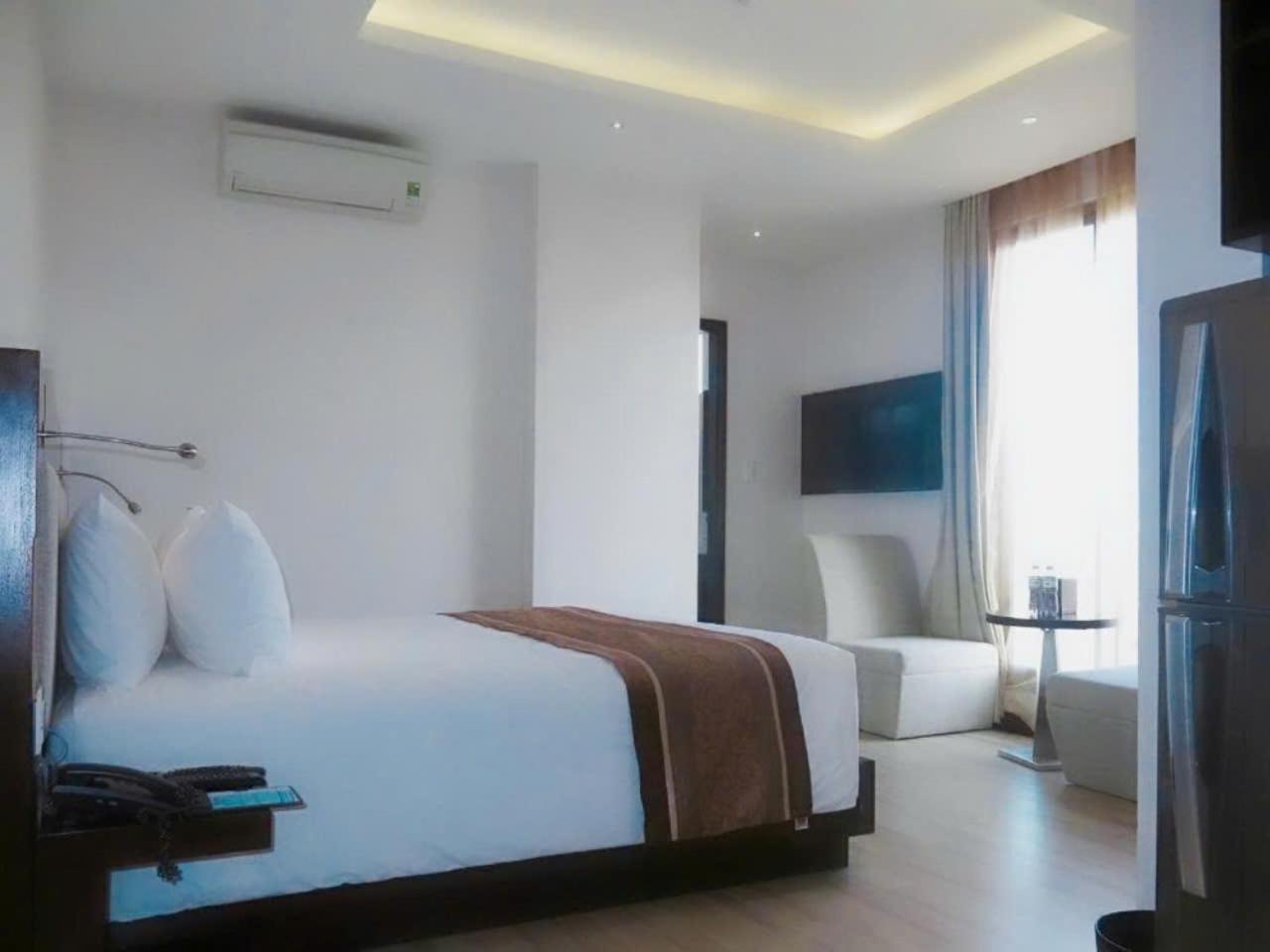 Dana Pearl Danang Hotel Buitenkant foto