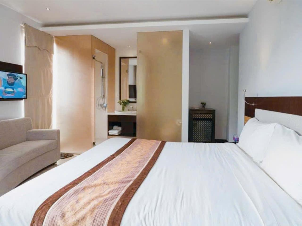 Dana Pearl Danang Hotel Buitenkant foto